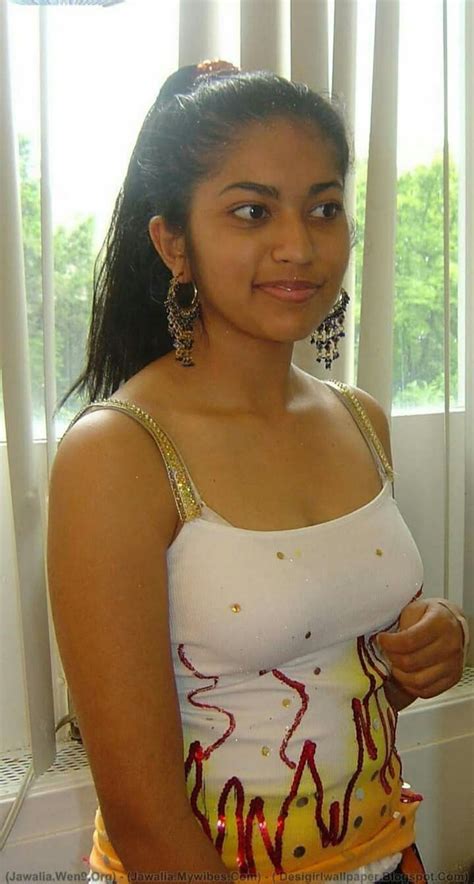 Tamil Girl Hot Boobs: Indian Desi Homemade Porn